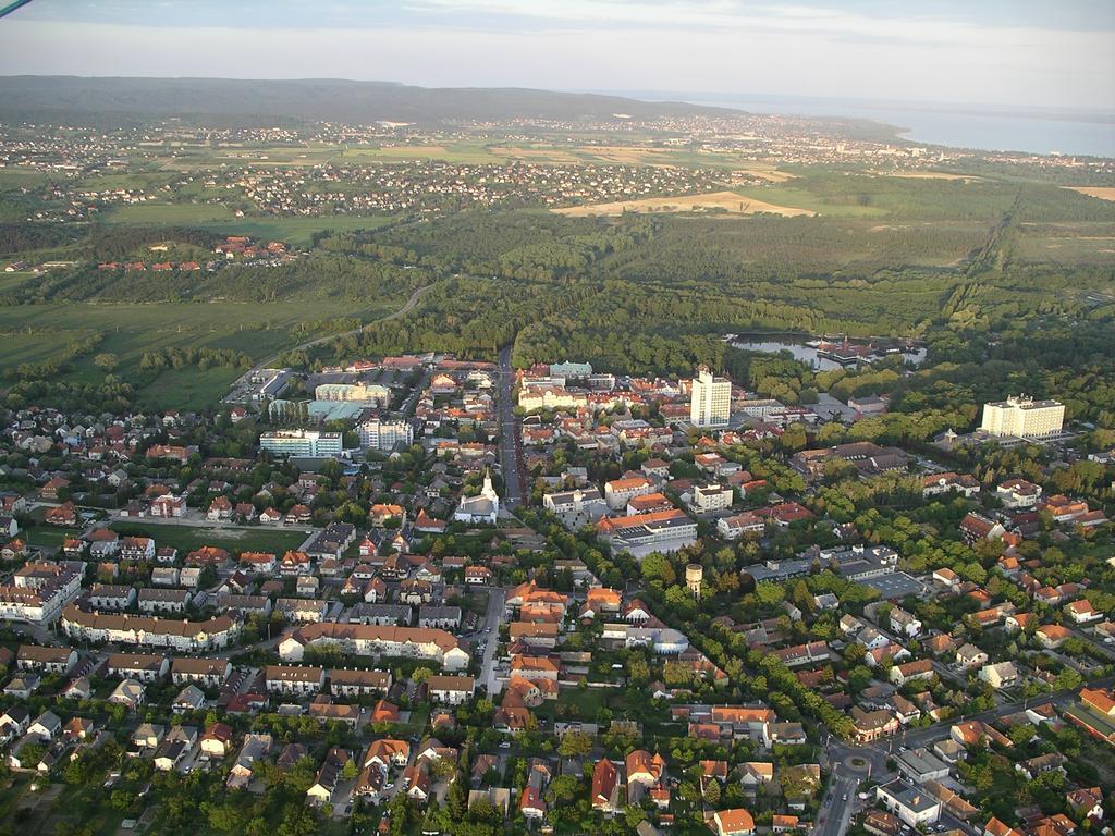 Budai Garden House Хевіз Екстер'єр фото